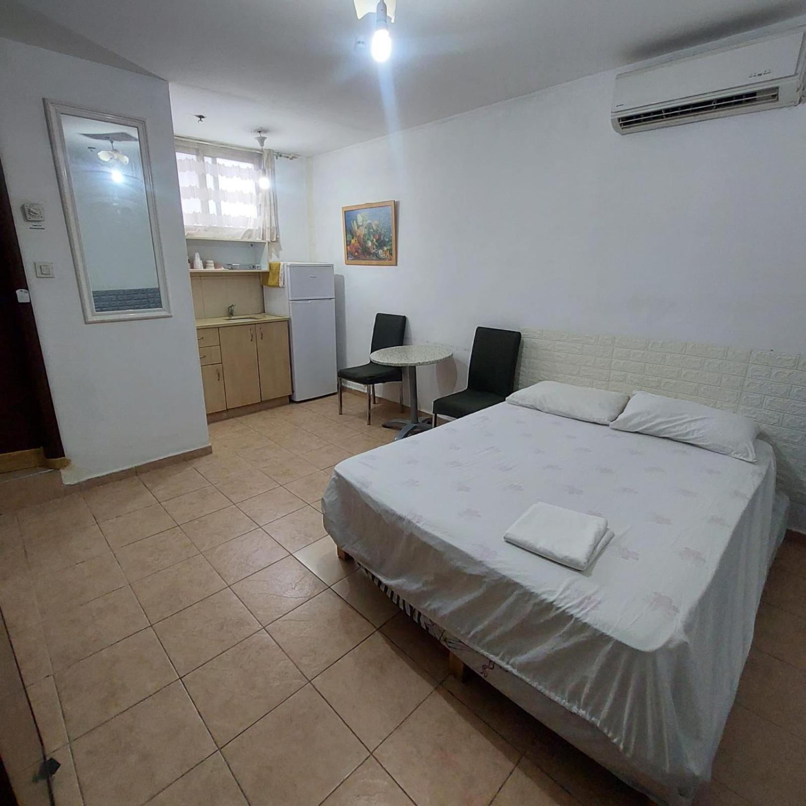 ホテル Star Guest- House Or Yehuda エクステリア 写真