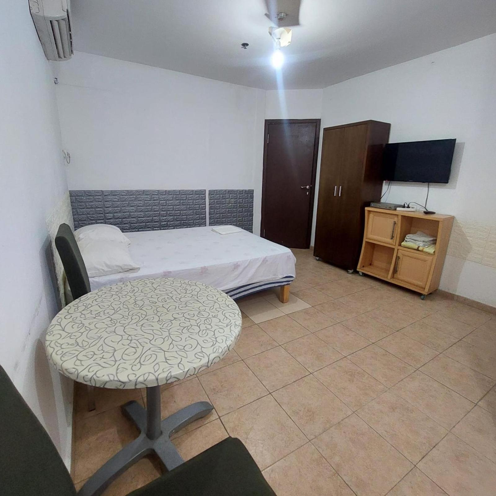 ホテル Star Guest- House Or Yehuda エクステリア 写真