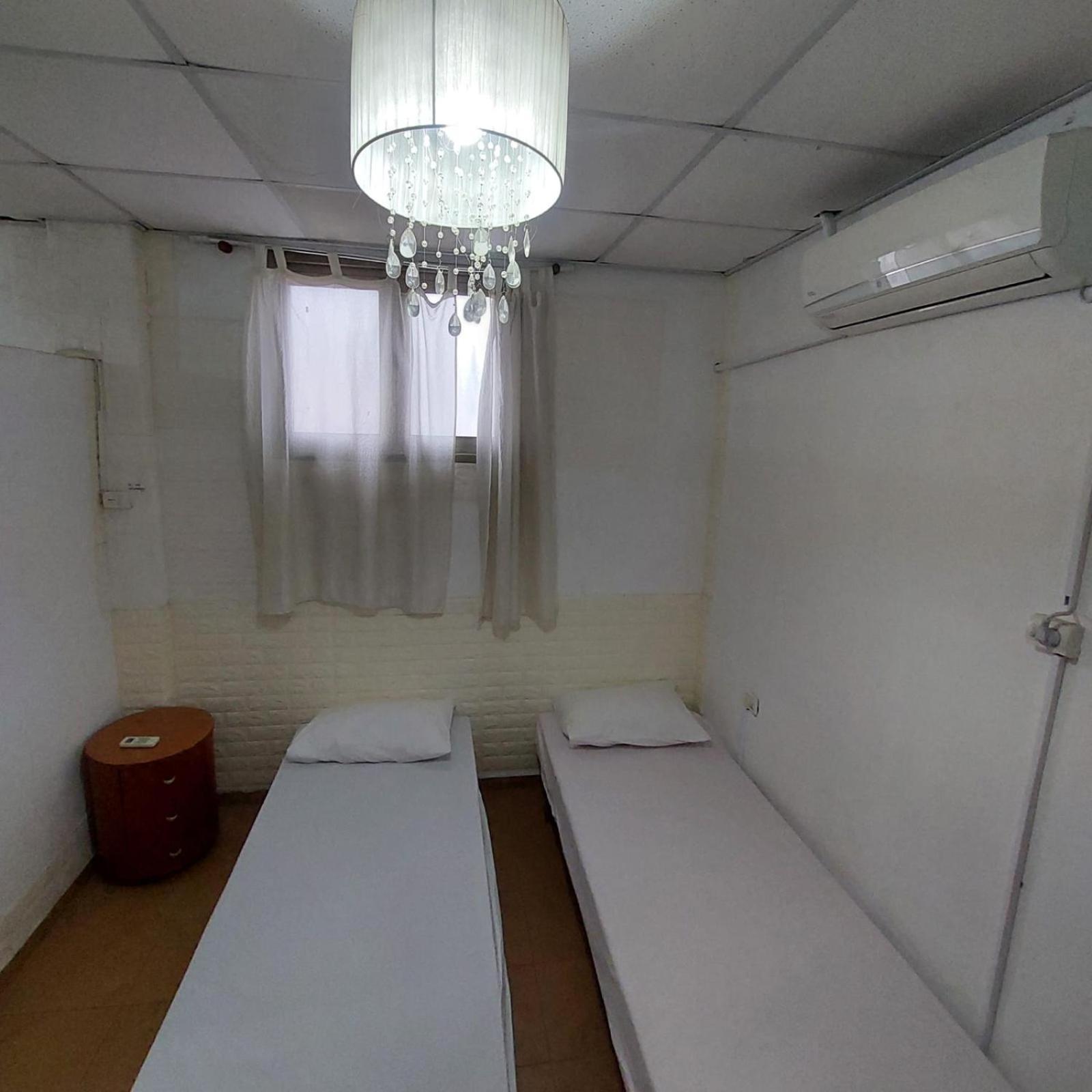 ホテル Star Guest- House Or Yehuda エクステリア 写真